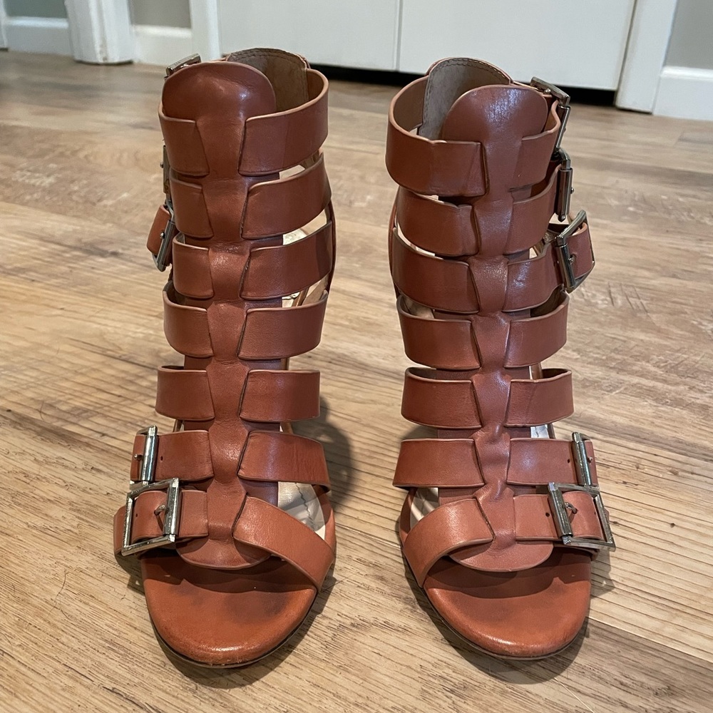 Vince Camuto camel wedges